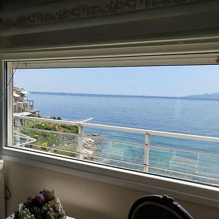 Roof Garden By The Sea Apartment Kavála Exterior photo